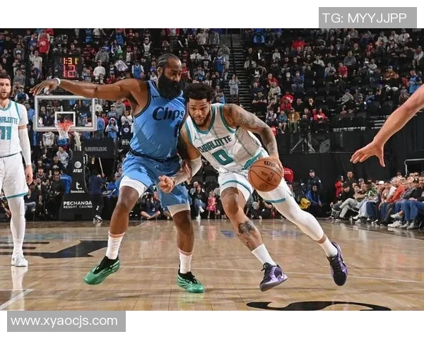 湖人力克76人，夺得总冠军三连胜称王：传奇继续书写